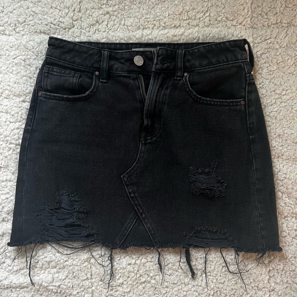 PacSun, 23, black denim skirt